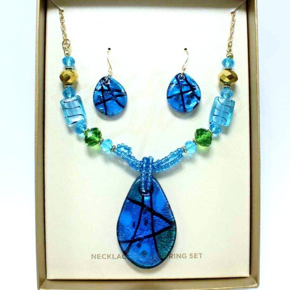 Erica Lyons Set Necklace & Earrings Glass Blue Green Aqua Gold 20" Gift Box NWT - Picture 6 of 6